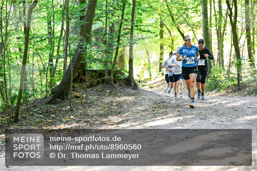 28.09.2025 - 33. Volkslauf durch das schöne Alstertal Dr. Thomas Lammeyer http://msf.ph/oto/8960560 28.09.2025 11:03:23 Laufen 3419, 3417, 3369 meine-sportfotos.de