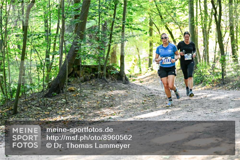 28.09.2025 - 33. Volkslauf durch das schöne Alstertal Dr. Thomas Lammeyer http://msf.ph/oto/8960562 28.09.2025 11:03:24 Laufen 3369, 3417 meine-sportfotos.de