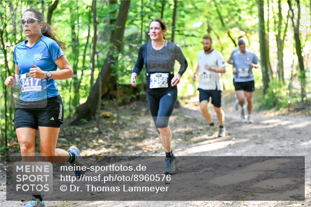28.09.2025 - 33. Volkslauf durch das schöne Alstertal Dr. Thomas Lammeyer http://msf.ph/oto/8960576 28.09.2025 11:03:26 Laufen 3417, 3369 meine-sportfotos.de