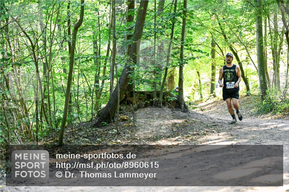 28.09.2025 - 33. Volkslauf durch das schöne Alstertal Dr. Thomas Lammeyer http://msf.ph/oto/8960615 28.09.2025 11:03:37 Laufen 3225 meine-sportfotos.de