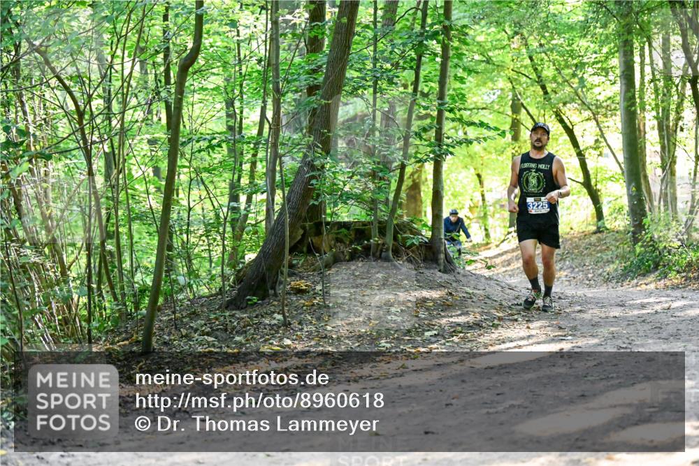 28.09.2025 - 33. Volkslauf durch das schöne Alstertal Dr. Thomas Lammeyer http://msf.ph/oto/8960618 28.09.2025 11:03:37 Laufen 3225 meine-sportfotos.de