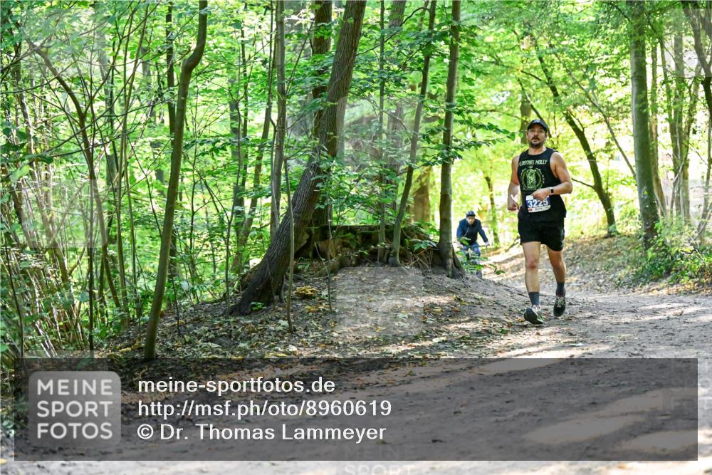 28.09.2025 - 33. Volkslauf durch das schöne Alstertal Dr. Thomas Lammeyer http://msf.ph/oto/8960619 28.09.2025 11:03:37 Laufen 3225 meine-sportfotos.de