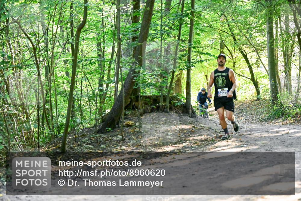 28.09.2025 - 33. Volkslauf durch das schöne Alstertal Dr. Thomas Lammeyer http://msf.ph/oto/8960620 28.09.2025 11:03:37 Laufen 3225 meine-sportfotos.de