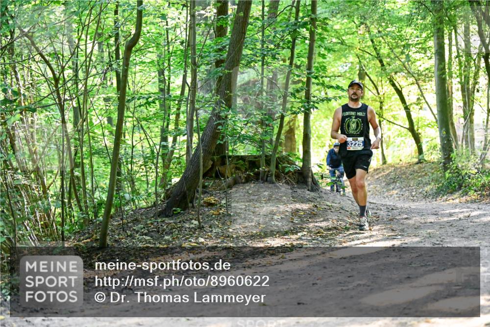28.09.2025 - 33. Volkslauf durch das schöne Alstertal Dr. Thomas Lammeyer http://msf.ph/oto/8960622 28.09.2025 11:03:38 Laufen 3225 meine-sportfotos.de