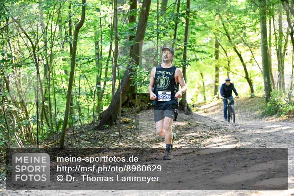 28.09.2025 - 33. Volkslauf durch das schöne Alstertal Dr. Thomas Lammeyer http://msf.ph/oto/8960629 28.09.2025 11:03:38 Laufen 3225 meine-sportfotos.de