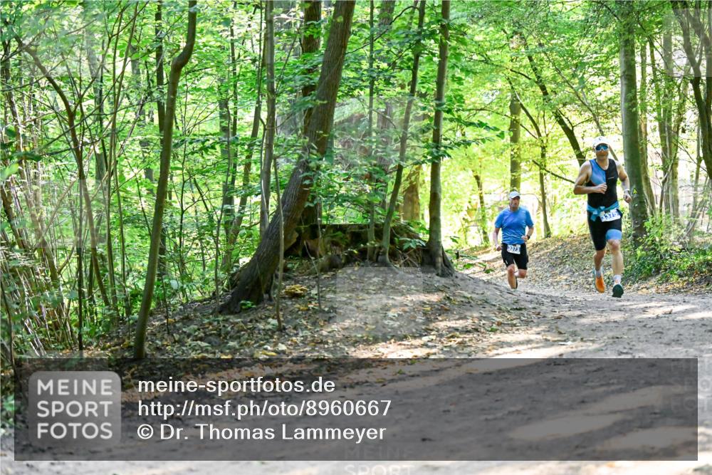 28.09.2025 - 33. Volkslauf durch das schöne Alstertal Dr. Thomas Lammeyer http://msf.ph/oto/8960667 28.09.2025 11:03:56 Laufen 3373, 3375 meine-sportfotos.de