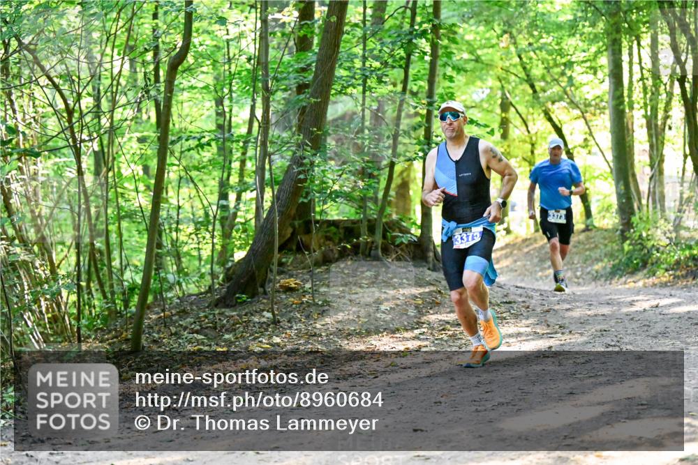 28.09.2025 - 33. Volkslauf durch das schöne Alstertal Dr. Thomas Lammeyer http://msf.ph/oto/8960684 28.09.2025 11:03:58 Laufen 3379, 3373 meine-sportfotos.de
