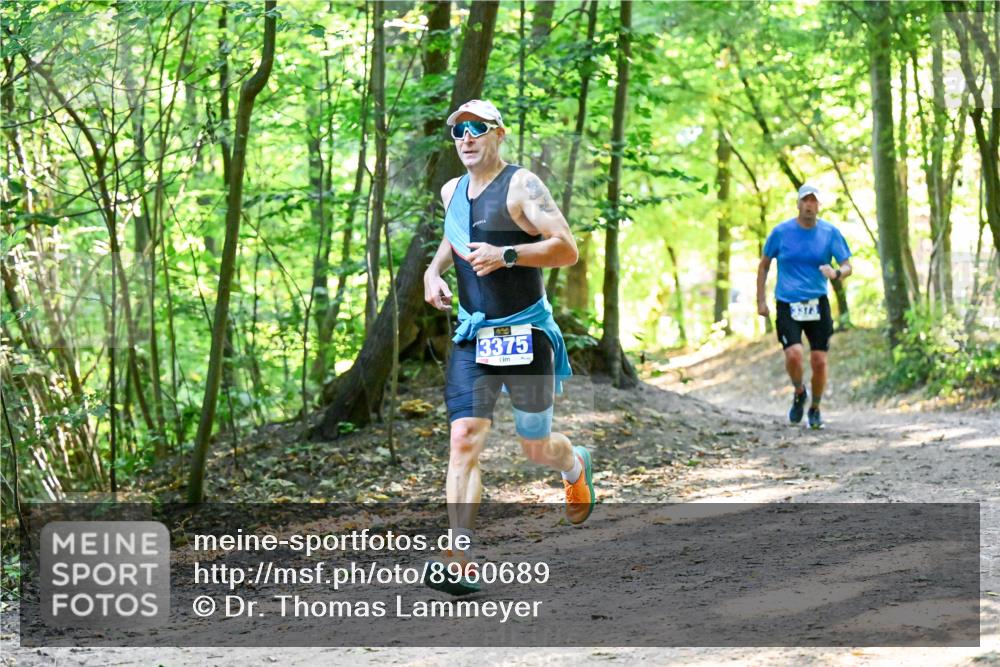 28.09.2025 - 33. Volkslauf durch das schöne Alstertal Dr. Thomas Lammeyer http://msf.ph/oto/8960689 28.09.2025 11:03:58 Laufen 3375, 3373 meine-sportfotos.de