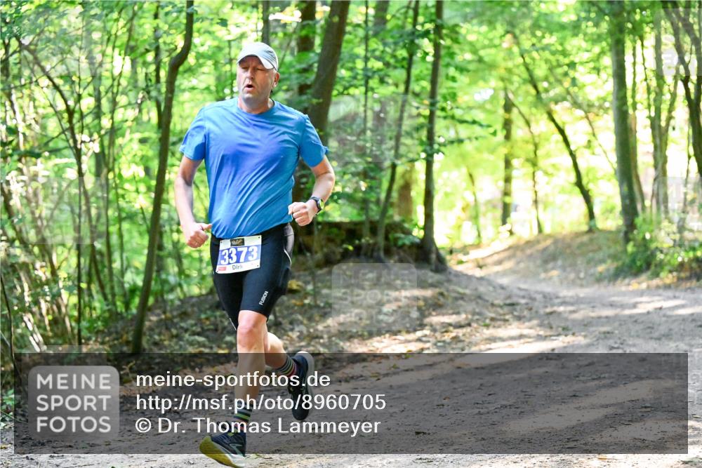 28.09.2025 - 33. Volkslauf durch das schöne Alstertal Dr. Thomas Lammeyer http://msf.ph/oto/8960705 28.09.2025 11:04:01 Laufen 3373 meine-sportfotos.de