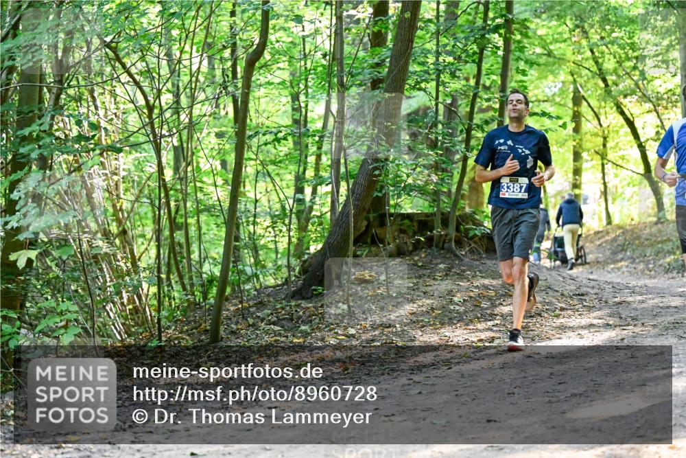 28.09.2025 - 33. Volkslauf durch das schöne Alstertal Dr. Thomas Lammeyer http://msf.ph/oto/8960728 28.09.2025 11:04:30 Laufen 3387 meine-sportfotos.de