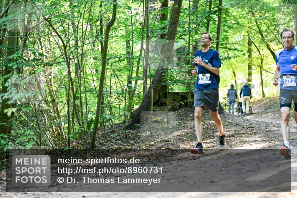 28.09.2025 - 33. Volkslauf durch das schöne Alstertal Dr. Thomas Lammeyer http://msf.ph/oto/8960731 28.09.2025 11:04:30 Laufen 3387, 3372 meine-sportfotos.de