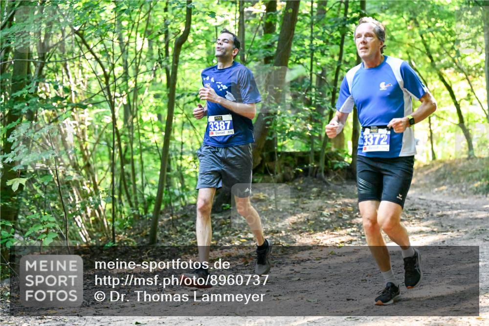 28.09.2025 - 33. Volkslauf durch das schöne Alstertal Dr. Thomas Lammeyer http://msf.ph/oto/8960737 28.09.2025 11:04:31 Laufen 3387, 3372 meine-sportfotos.de