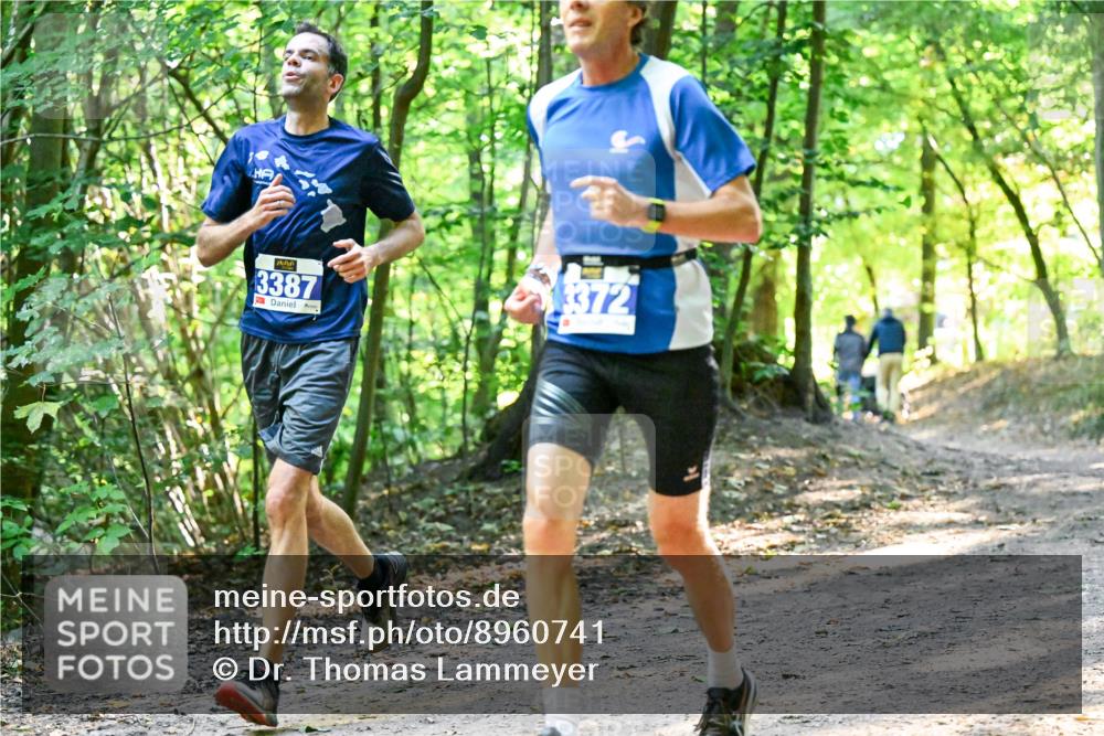 28.09.2025 - 33. Volkslauf durch das schöne Alstertal Dr. Thomas Lammeyer http://msf.ph/oto/8960741 28.09.2025 11:04:31 Laufen 3387, 372 meine-sportfotos.de