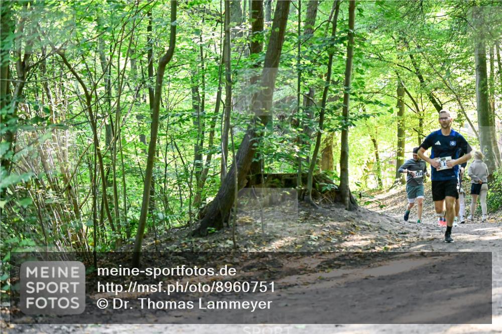 28.09.2025 - 33. Volkslauf durch das schöne Alstertal Dr. Thomas Lammeyer http://msf.ph/oto/8960751 28.09.2025 11:04:43 Laufen  meine-sportfotos.de