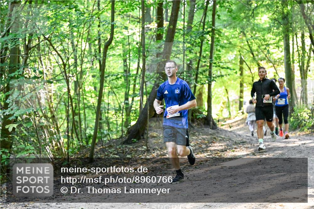 28.09.2025 - 33. Volkslauf durch das schöne Alstertal Dr. Thomas Lammeyer http://msf.ph/oto/8960766 28.09.2025 11:04:45 Laufen  meine-sportfotos.de