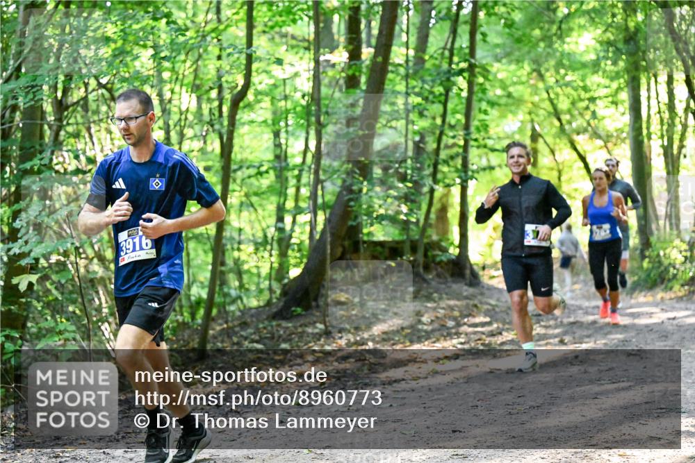 28.09.2025 - 33. Volkslauf durch das schöne Alstertal Dr. Thomas Lammeyer http://msf.ph/oto/8960773 28.09.2025 11:04:46 Laufen 3916 meine-sportfotos.de