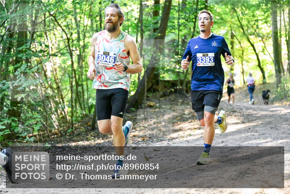 28.09.2025 - 33. Volkslauf durch das schöne Alstertal Dr. Thomas Lammeyer http://msf.ph/oto/8960854 28.09.2025 11:05:15 Laufen 3046, 3393 meine-sportfotos.de