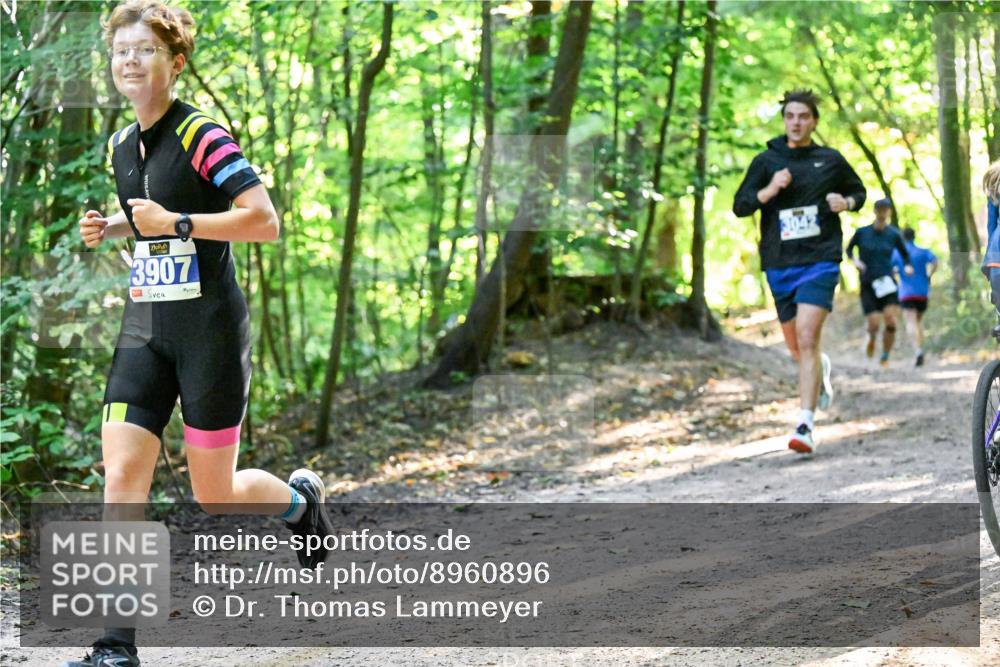 28.09.2025 - 33. Volkslauf durch das schöne Alstertal Dr. Thomas Lammeyer http://msf.ph/oto/8960896 28.09.2025 11:05:31 Laufen 3907 meine-sportfotos.de