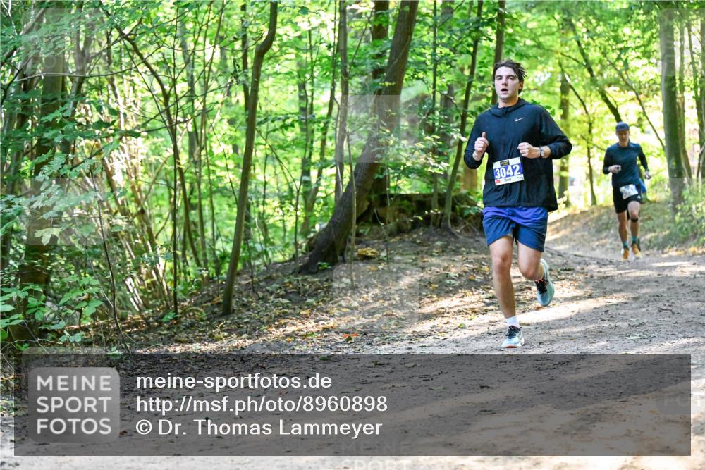 28.09.2025 - 33. Volkslauf durch das schöne Alstertal Dr. Thomas Lammeyer http://msf.ph/oto/8960898 28.09.2025 11:05:32 Laufen 3042 meine-sportfotos.de