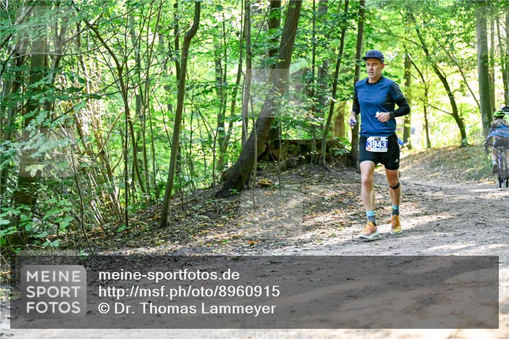 28.09.2025 - 33. Volkslauf durch das schöne Alstertal Dr. Thomas Lammeyer http://msf.ph/oto/8960915 28.09.2025 11:05:34 Laufen 3943 meine-sportfotos.de