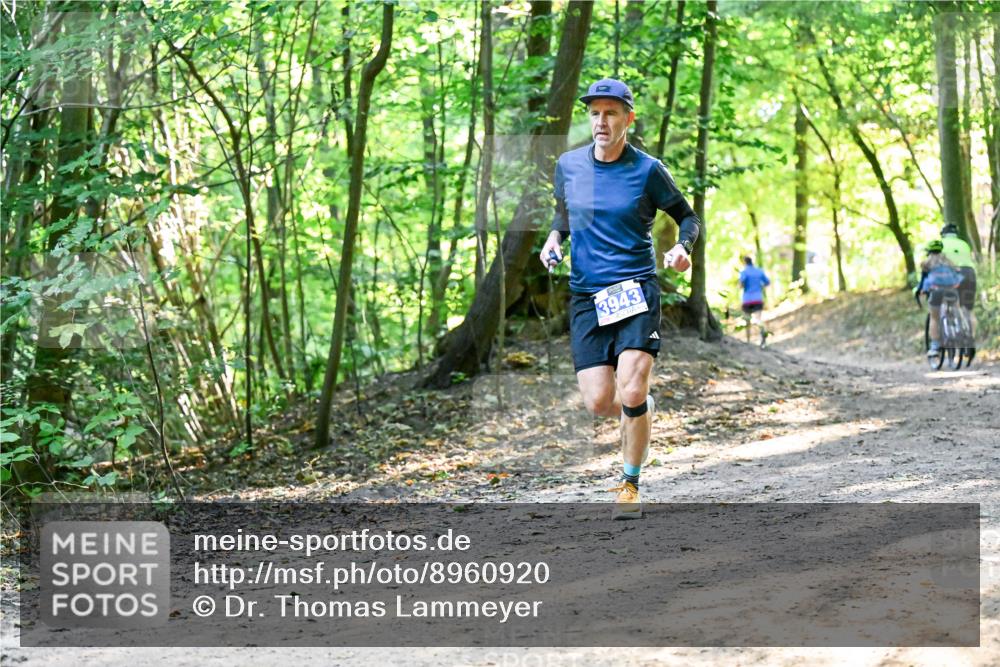 28.09.2025 - 33. Volkslauf durch das schöne Alstertal Dr. Thomas Lammeyer http://msf.ph/oto/8960920 28.09.2025 11:05:35 Laufen 3943 meine-sportfotos.de