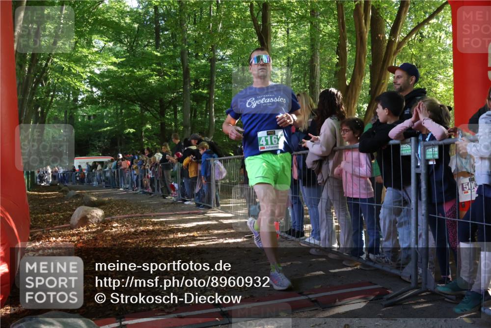 28.09.2025 - 33. Volkslauf durch das schöne Alstertal Strokosch-Dieckow http://msf.ph/oto/8960932 28.09.2025 10:51:24 Ziel 4163 meine-sportfotos.de