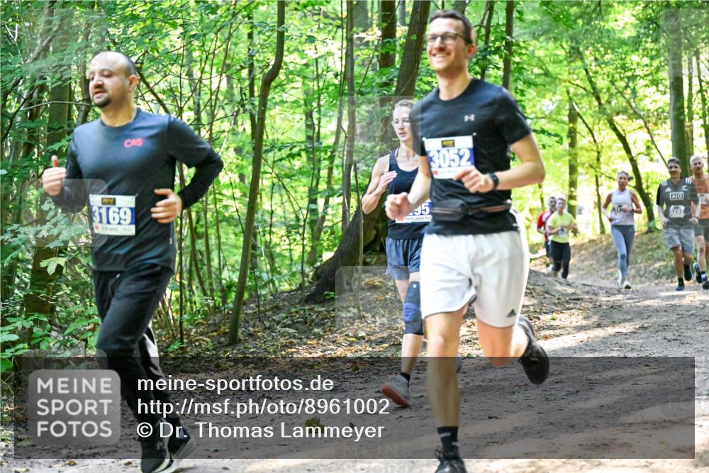 28.09.2025 - 33. Volkslauf durch das schöne Alstertal Dr. Thomas Lammeyer http://msf.ph/oto/8961002 28.09.2025 11:05:58 Laufen 3169, 5, 3052, 3292 meine-sportfotos.de