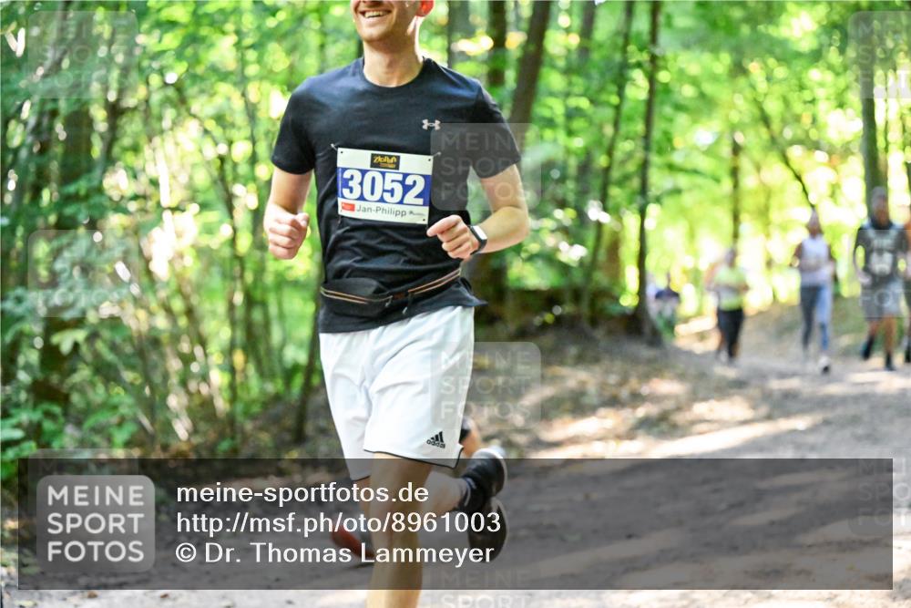 28.09.2025 - 33. Volkslauf durch das schöne Alstertal Dr. Thomas Lammeyer http://msf.ph/oto/8961003 28.09.2025 11:05:58 Laufen 3052 meine-sportfotos.de