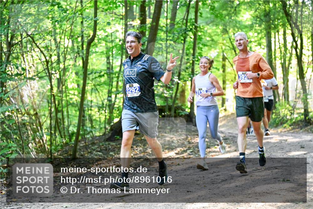 28.09.2025 - 33. Volkslauf durch das schöne Alstertal Dr. Thomas Lammeyer http://msf.ph/oto/8961016 28.09.2025 11:06:01 Laufen 3292, 392, 312 meine-sportfotos.de