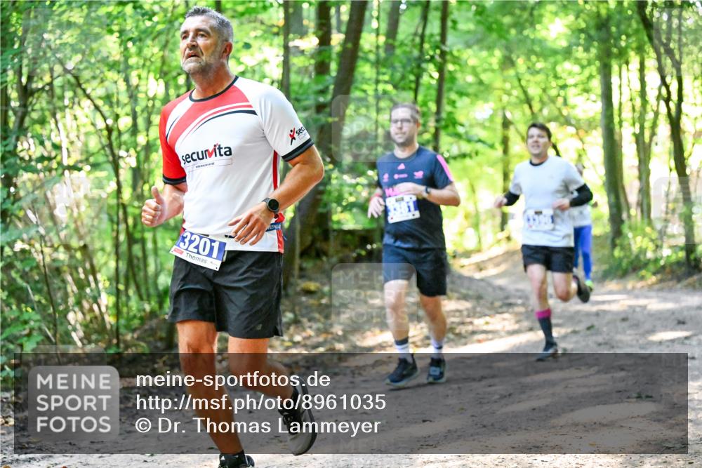 28.09.2025 - 33. Volkslauf durch das schöne Alstertal Dr. Thomas Lammeyer http://msf.ph/oto/8961035 28.09.2025 11:06:05 Laufen 3201 meine-sportfotos.de