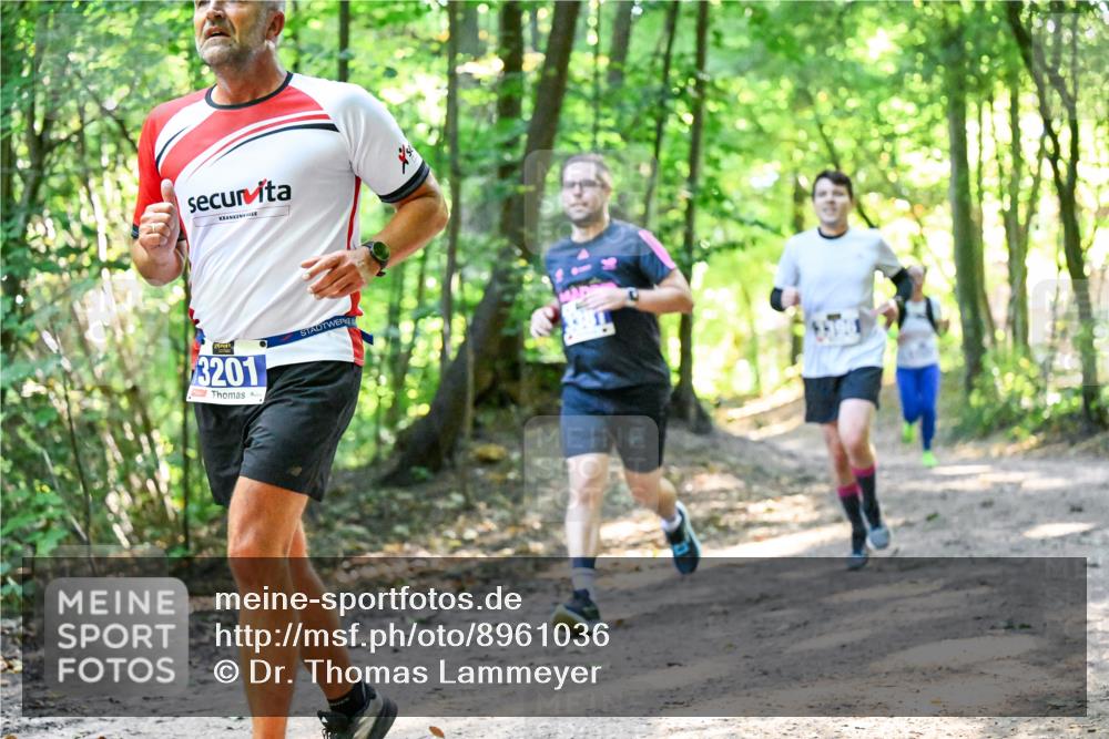 28.09.2025 - 33. Volkslauf durch das schöne Alstertal Dr. Thomas Lammeyer http://msf.ph/oto/8961036 28.09.2025 11:06:05 Laufen 3201 meine-sportfotos.de