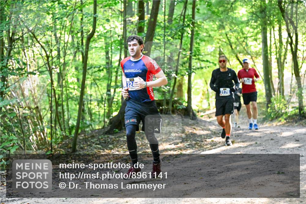 28.09.2025 - 33. Volkslauf durch das schöne Alstertal Dr. Thomas Lammeyer http://msf.ph/oto/8961141 28.09.2025 11:06:30 Laufen 32, 3176 meine-sportfotos.de