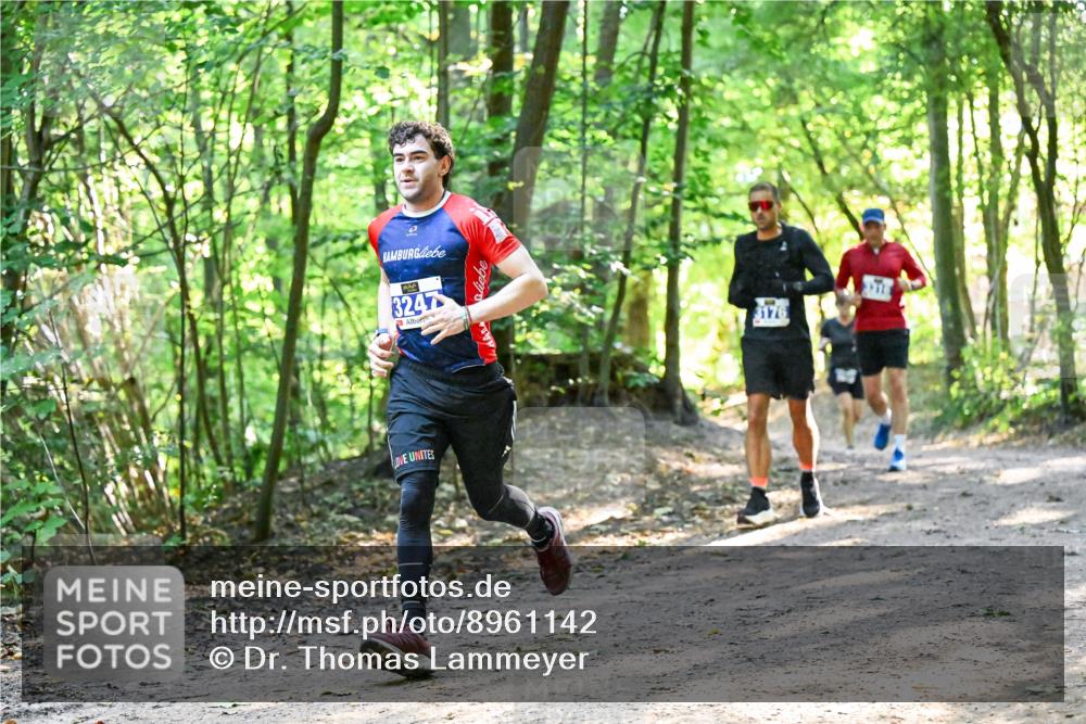 28.09.2025 - 33. Volkslauf durch das schöne Alstertal Dr. Thomas Lammeyer http://msf.ph/oto/8961142 28.09.2025 11:06:30 Laufen 3247, 3176 meine-sportfotos.de