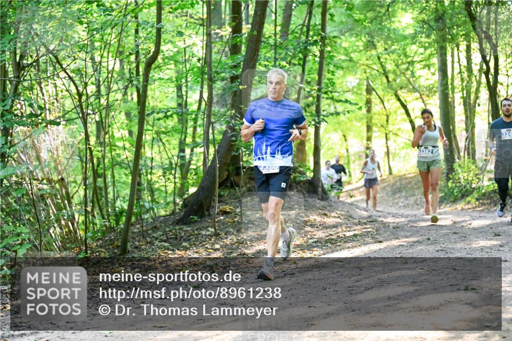 28.09.2025 - 33. Volkslauf durch das schöne Alstertal Dr. Thomas Lammeyer http://msf.ph/oto/8961238 28.09.2025 11:06:47 Laufen 3300, 33821 meine-sportfotos.de