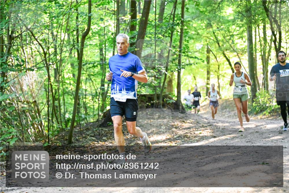 28.09.2025 - 33. Volkslauf durch das schöne Alstertal Dr. Thomas Lammeyer http://msf.ph/oto/8961242 28.09.2025 11:06:48 Laufen 3821, 3248 meine-sportfotos.de