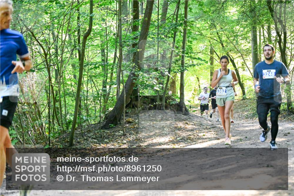 28.09.2025 - 33. Volkslauf durch das schöne Alstertal Dr. Thomas Lammeyer http://msf.ph/oto/8961250 28.09.2025 11:06:48 Laufen 13821, 3248 meine-sportfotos.de
