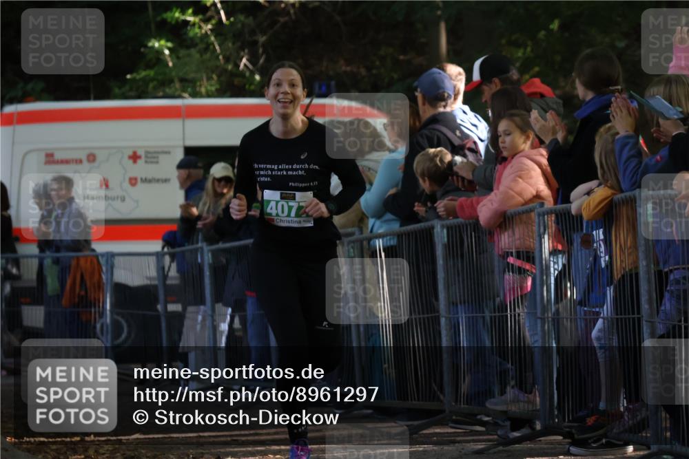 28.09.2025 - 33. Volkslauf durch das schöne Alstertal Strokosch-Dieckow http://msf.ph/oto/8961297 28.09.2025 10:53:36 Ziel 4077, 4923 meine-sportfotos.de