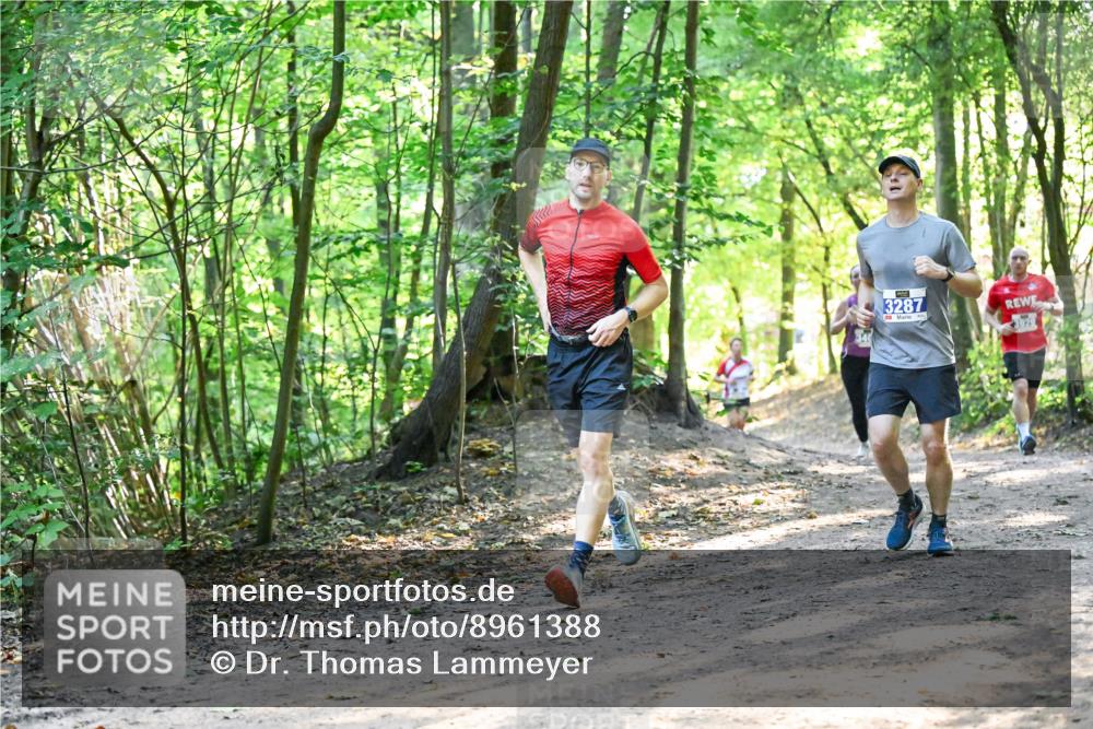 28.09.2025 - 33. Volkslauf durch das schöne Alstertal Dr. Thomas Lammeyer http://msf.ph/oto/8961388 28.09.2025 11:07:03 Laufen 3287, 3029 meine-sportfotos.de