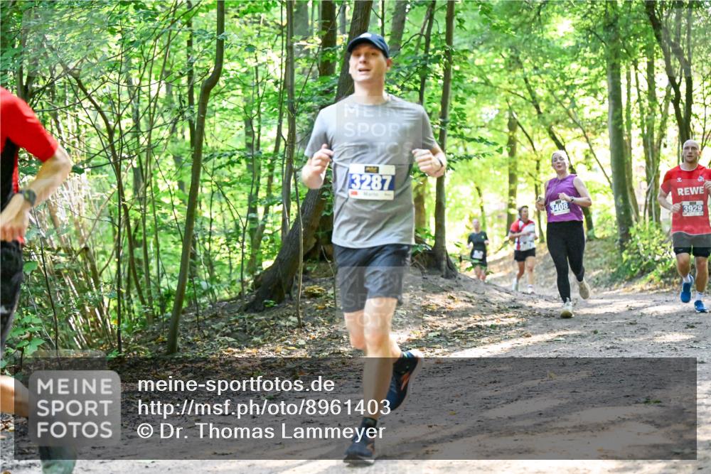 28.09.2025 - 33. Volkslauf durch das schöne Alstertal Dr. Thomas Lammeyer http://msf.ph/oto/8961403 28.09.2025 11:07:04 Laufen 3287, 3408, 3929 meine-sportfotos.de
