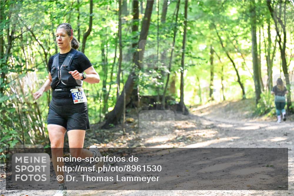 28.09.2025 - 33. Volkslauf durch das schöne Alstertal Dr. Thomas Lammeyer http://msf.ph/oto/8961530 28.09.2025 11:07:26 Laufen 39 meine-sportfotos.de