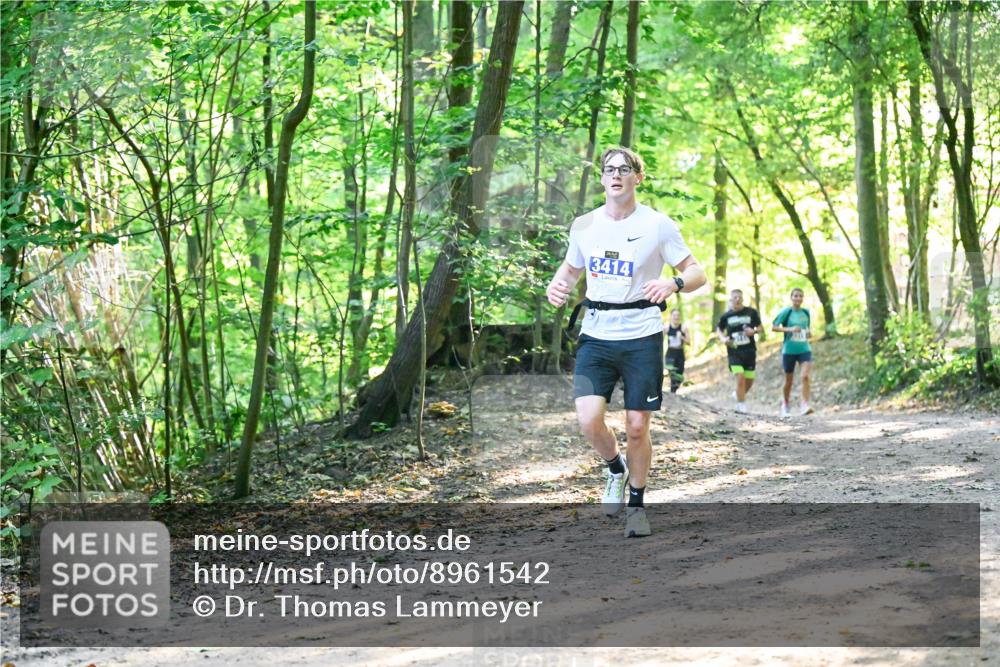28.09.2025 - 33. Volkslauf durch das schöne Alstertal Dr. Thomas Lammeyer http://msf.ph/oto/8961542 28.09.2025 11:07:39 Laufen 3414 meine-sportfotos.de