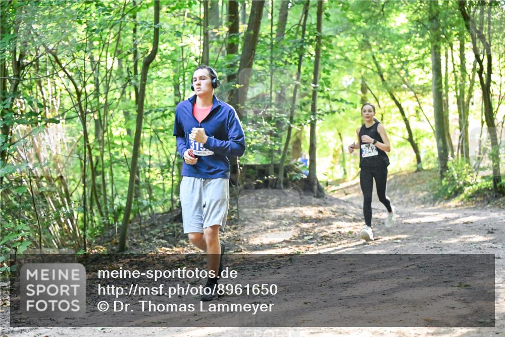 28.09.2025 - 33. Volkslauf durch das schöne Alstertal Dr. Thomas Lammeyer http://msf.ph/oto/8961650 28.09.2025 11:08:03 Laufen 315 meine-sportfotos.de