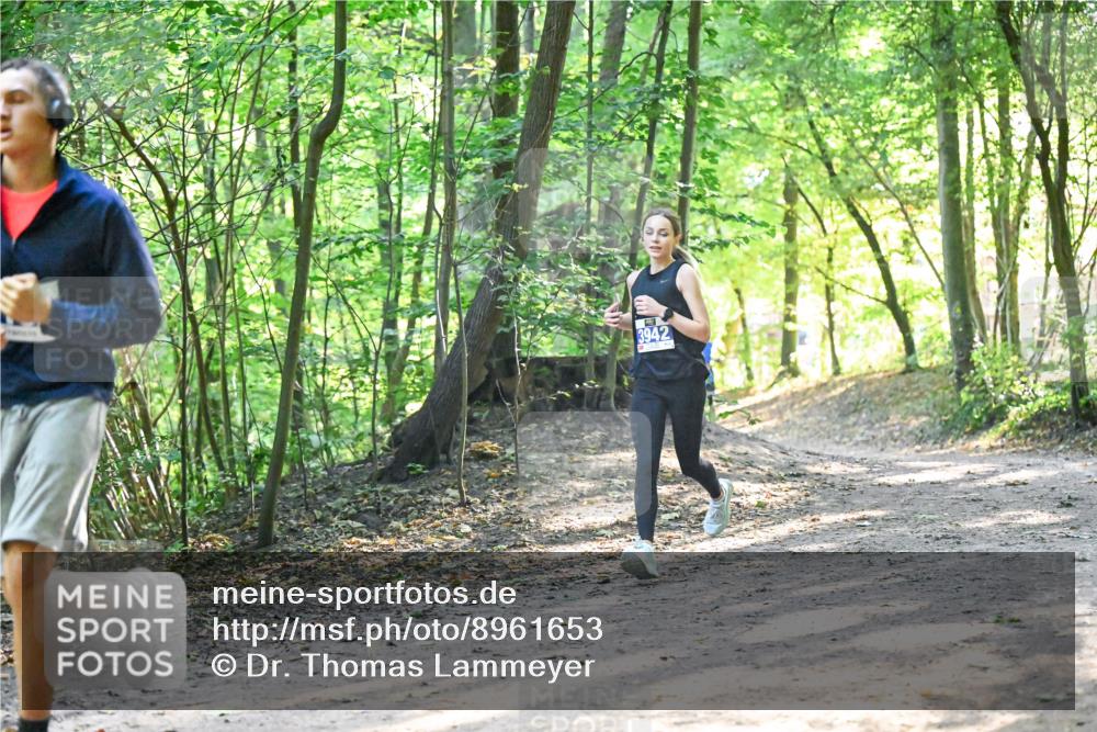 28.09.2025 - 33. Volkslauf durch das schöne Alstertal Dr. Thomas Lammeyer http://msf.ph/oto/8961653 28.09.2025 11:08:04 Laufen 3942 meine-sportfotos.de