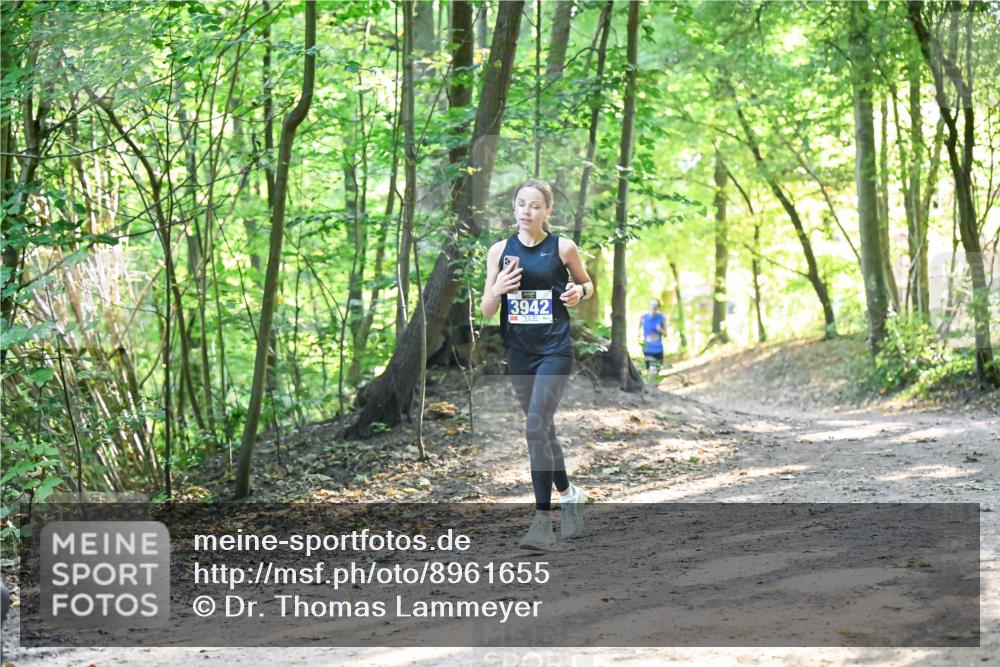 28.09.2025 - 33. Volkslauf durch das schöne Alstertal Dr. Thomas Lammeyer http://msf.ph/oto/8961655 28.09.2025 11:08:04 Laufen 3942 meine-sportfotos.de