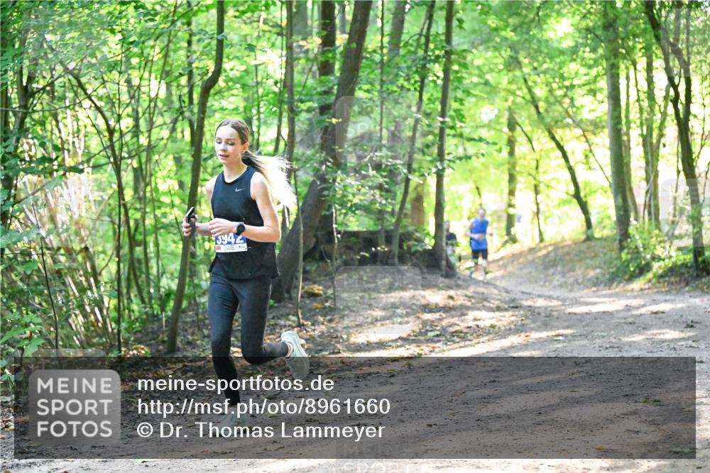 28.09.2025 - 33. Volkslauf durch das schöne Alstertal Dr. Thomas Lammeyer http://msf.ph/oto/8961660 28.09.2025 11:08:04 Laufen 594 meine-sportfotos.de
