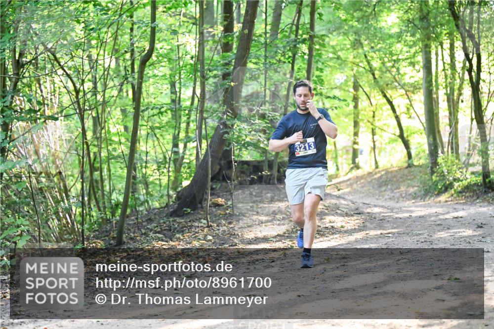 28.09.2025 - 33. Volkslauf durch das schöne Alstertal Dr. Thomas Lammeyer http://msf.ph/oto/8961700 28.09.2025 11:08:13 Laufen 3213 meine-sportfotos.de
