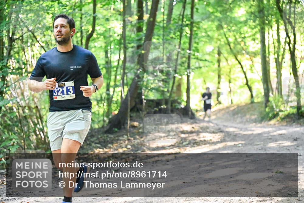 28.09.2025 - 33. Volkslauf durch das schöne Alstertal Dr. Thomas Lammeyer http://msf.ph/oto/8961714 28.09.2025 11:08:14 Laufen 3213 meine-sportfotos.de