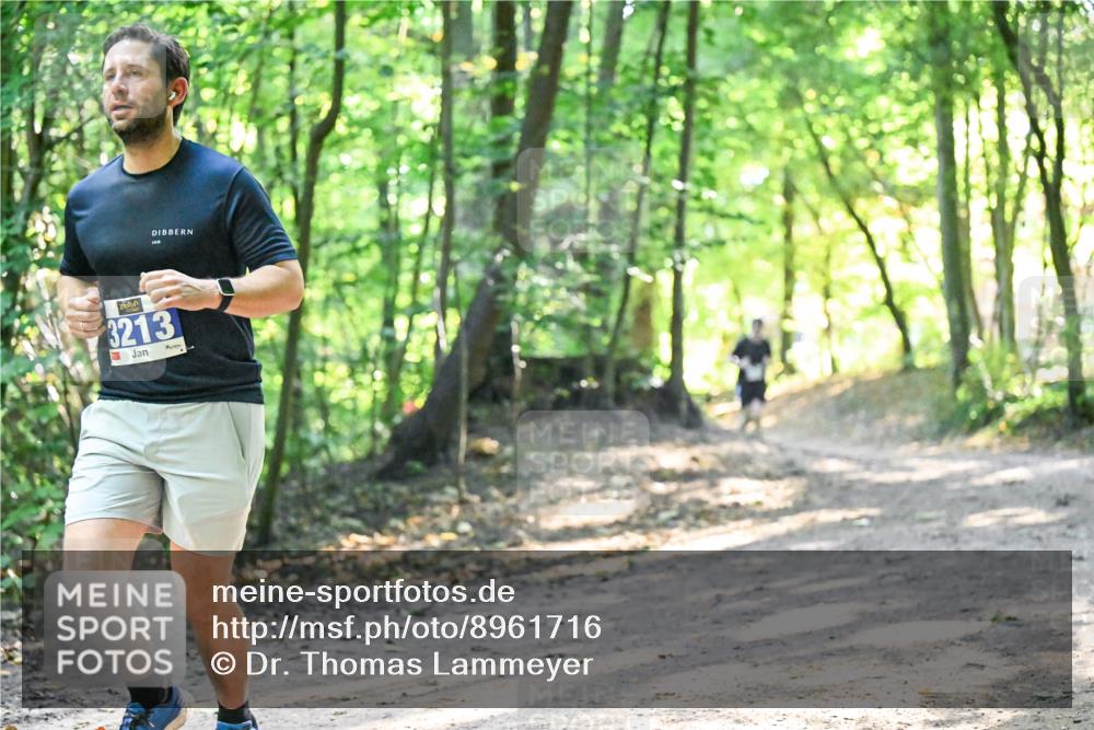 28.09.2025 - 33. Volkslauf durch das schöne Alstertal Dr. Thomas Lammeyer http://msf.ph/oto/8961716 28.09.2025 11:08:14 Laufen 3213 meine-sportfotos.de