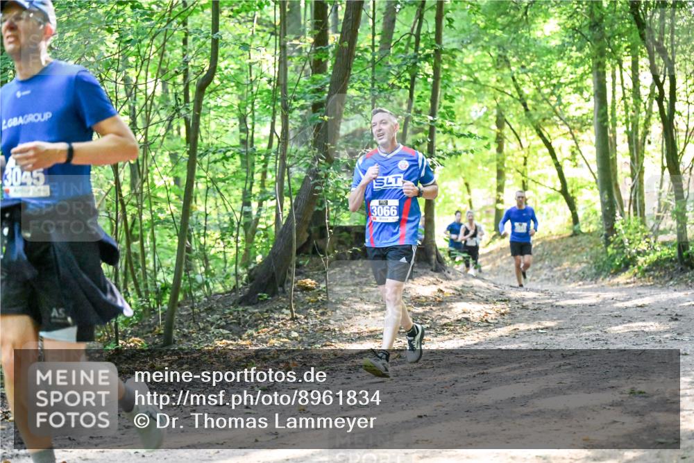 28.09.2025 - 33. Volkslauf durch das schöne Alstertal Dr. Thomas Lammeyer http://msf.ph/oto/8961834 28.09.2025 11:08:39 Laufen 3045, 3066 meine-sportfotos.de