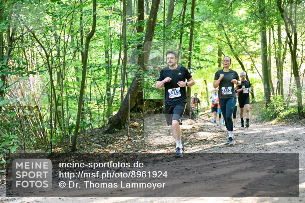 28.09.2025 - 33. Volkslauf durch das schöne Alstertal Dr. Thomas Lammeyer http://msf.ph/oto/8961924 28.09.2025 11:09:10 Laufen 3313, 3312 meine-sportfotos.de